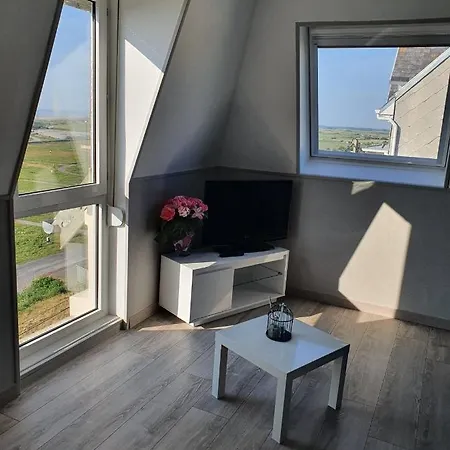 Apartment Face A La *